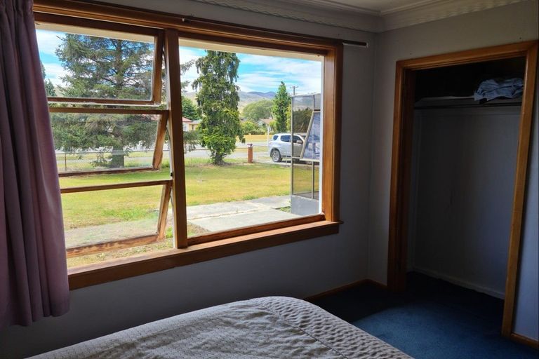 Photo of property in 79 Bledisloe Street, Kurow, 9435