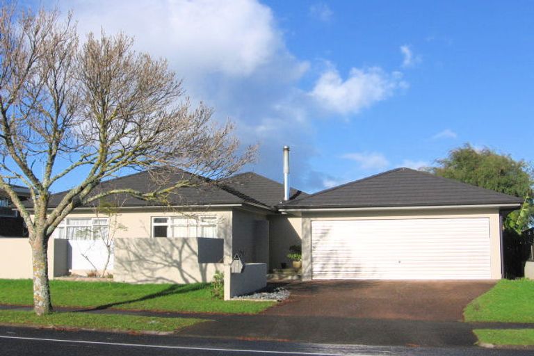 Photo of property in 10 Bramley Drive, Farm Cove, Auckland, 2012