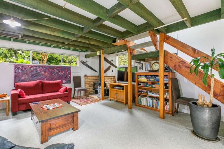 Photo of property in 76 Balmain Road, Chatswood, Auckland, 0626