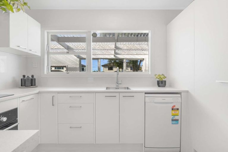 Photo of property in 4/49 Russell Road, Manurewa, Auckland, 2102