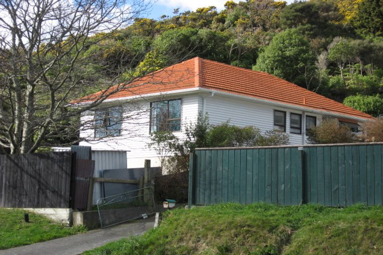 Photo of property in 51 Coast Road, Wainuiomata, Lower Hutt, 5014