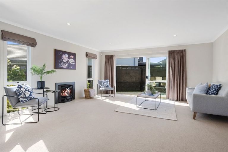 Photo of property in 10 Bridgewater Way, Pyes Pa, Tauranga, 3112