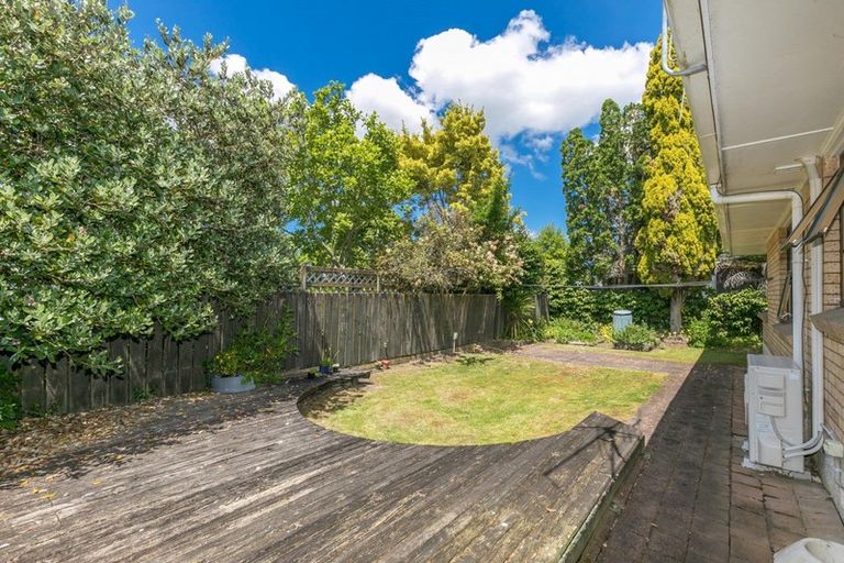 Photo of property in 56 Braid Road, St Andrews, Hamilton, 3200