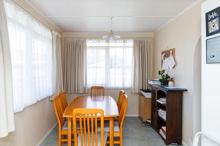 Photo of property in 98 Maxwells Line, Awapuni, Palmerston North, 4412