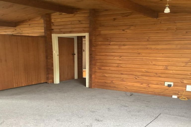 Photo of property in 2/176 Edgeware Road, Edgeware, Christchurch, 8013