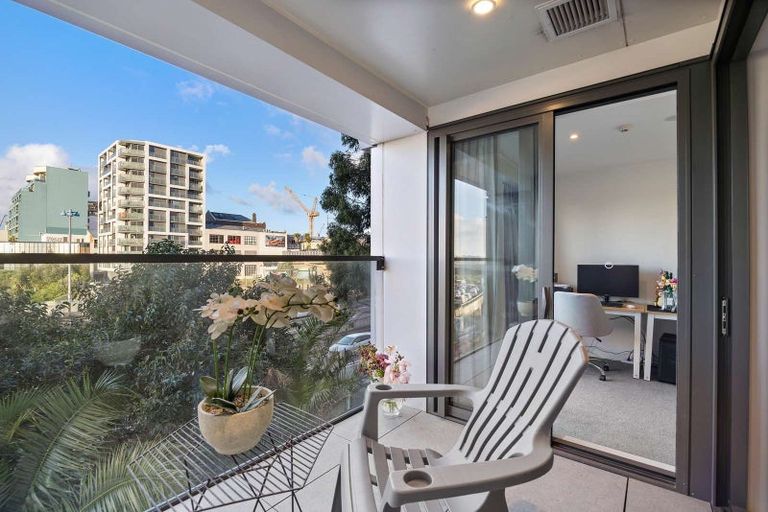 Photo of property in 110/5 Howe Street, Freemans Bay, Auckland, 1011