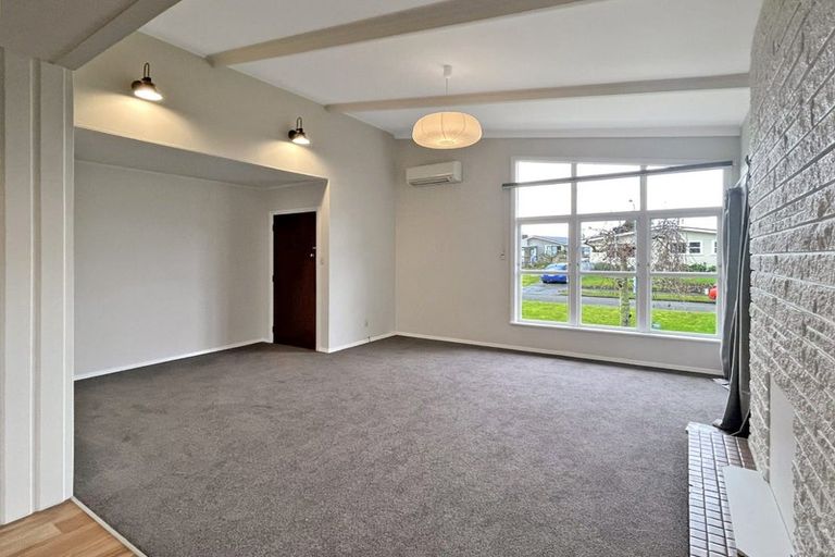 Photo of property in 3 Greenock Place, Awapuni, Palmerston North, 4412