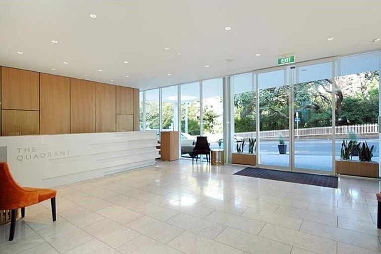 Photo of property in 23 Emily Place, Bellevue, Tauranga, 3110