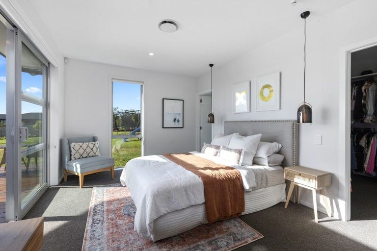 Photo of property in 8 Bernora Crescent, Bombay, 2675