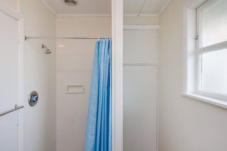 Photo of property in 14c Aorangi Street, Feilding, 4702