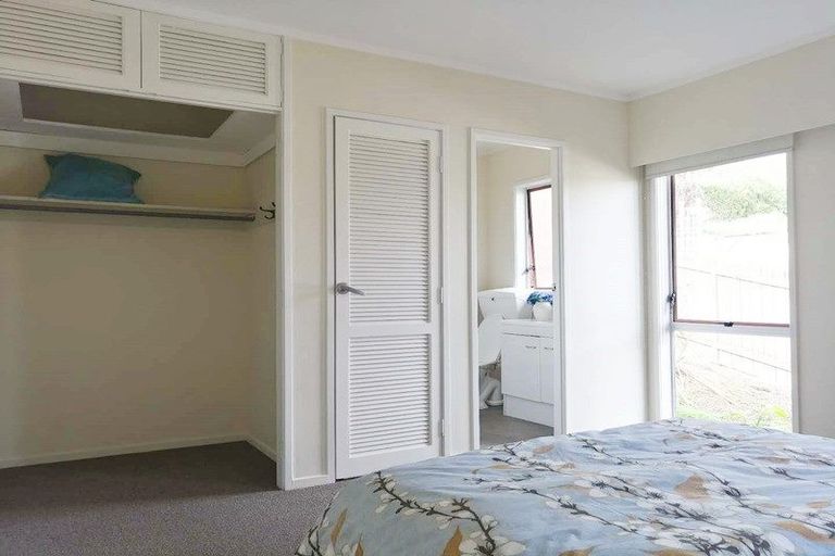 Photo of property in 61 Merriefield Avenue, Forrest Hill, Auckland, 0620