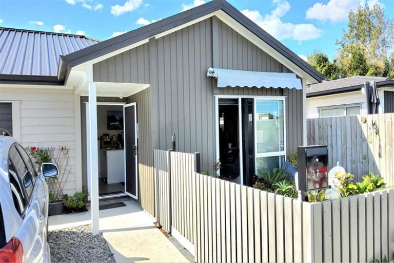 Photo of property in 37 Harore Road, Takanini, 2112