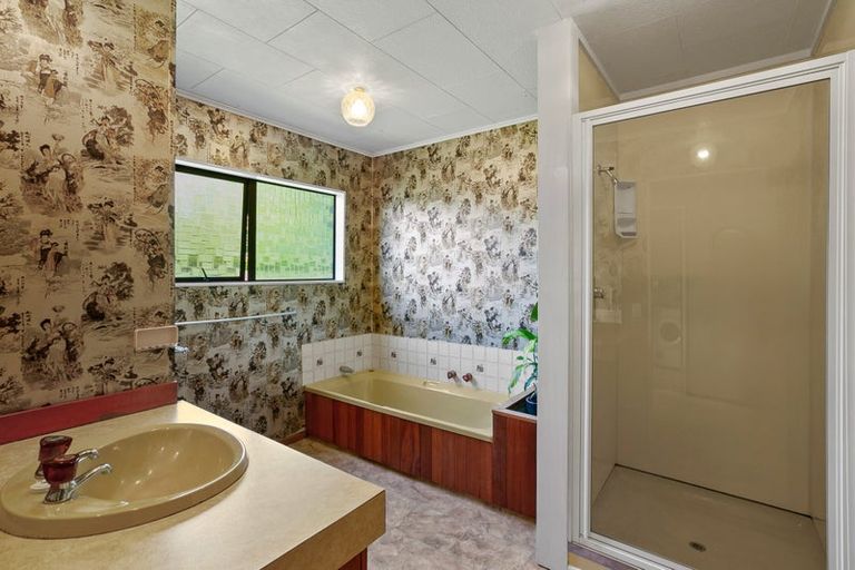 Photo of property in 44 Ridgewood Drive, Ridgewood, New Plymouth, 4371