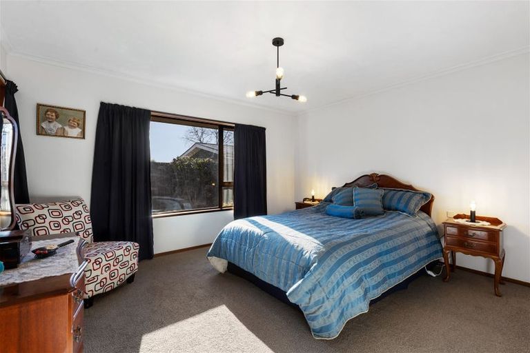 Photo of property in 25 Nyoli Street, Northcote, Christchurch, 8052