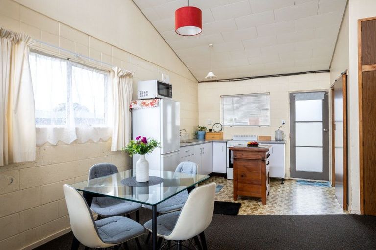 Photo of property in 89c Leslie Street, Waitara, 4320