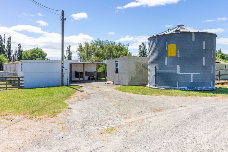 Photo of property in 201 Shirriffs Road, Awapuni, Palmerston North, 4412
