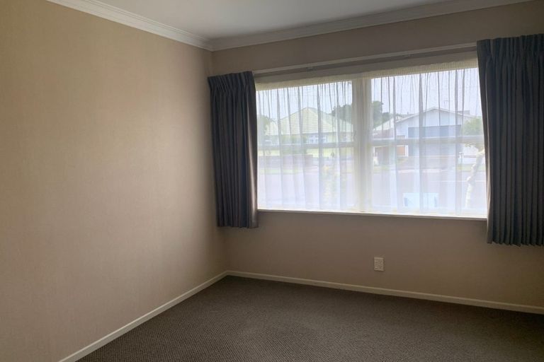 Photo of property in 23 Essex Street, Levin, 5510