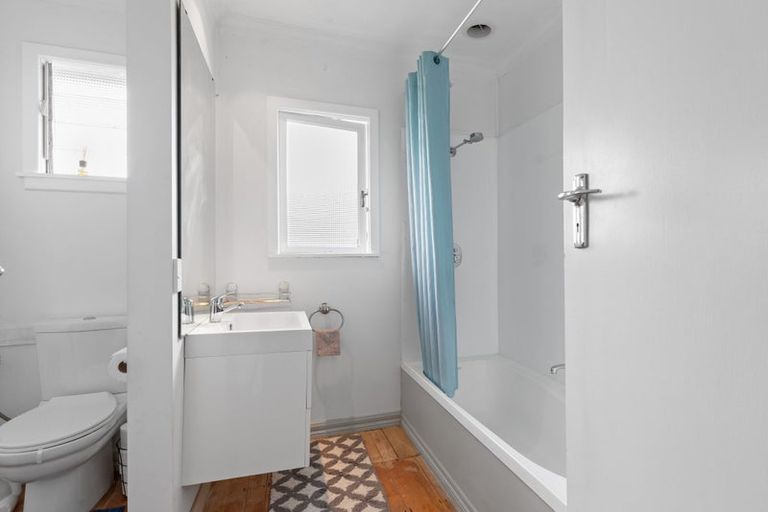 Photo of property in 12 Watling Street, Gate Pa, Tauranga, 3112