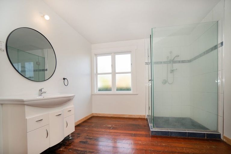 Photo of property in 1a Wellington Street, Feilding, 4702