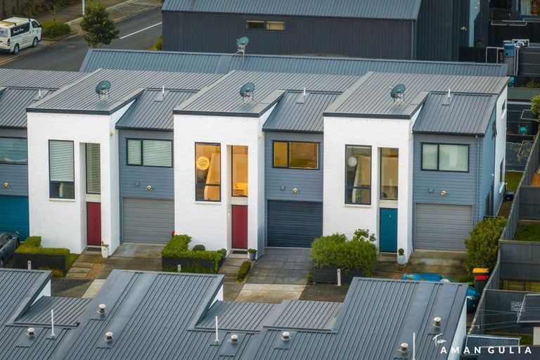 Photo of property in 4 Nohanga Lane, Hobsonville, Auckland, 0616