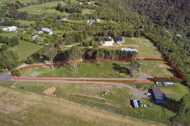 Photo of property in 28 Kowhai Drive, Kuratau, Turangi, 3381