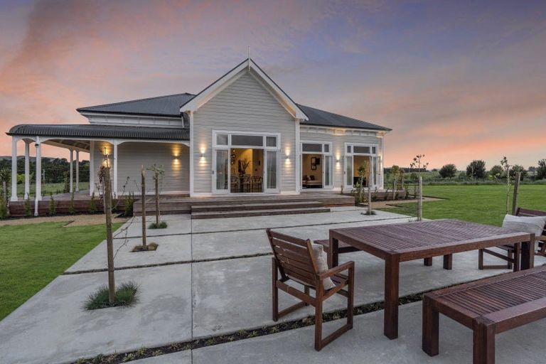 Photo of property in 906a-b Bidwills Cutting Road, Morison Bush, Greytown, 5794