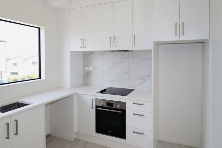 Photo of property in 9 Heketara Place, Papakura, 2110