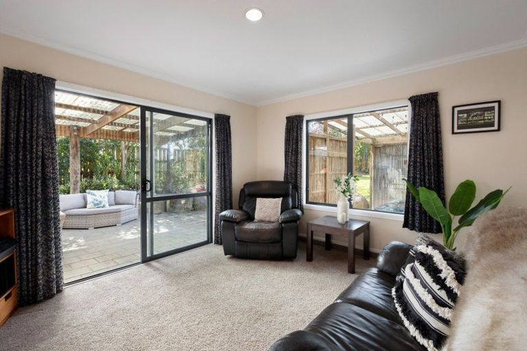 Photo of property in 16 Blundell Place, Katikati, 3129
