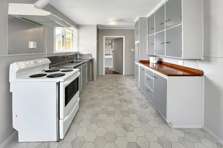 Photo of property in 6 Paisley Street, Awapuni, Palmerston North, 4412