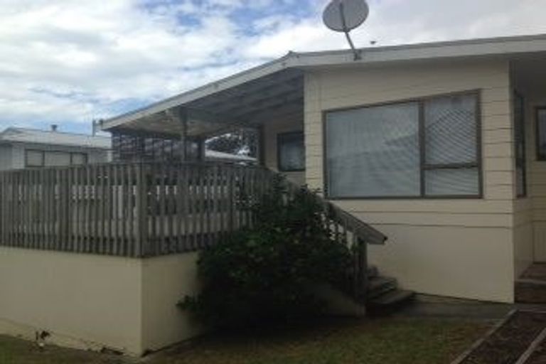 Photo of property in 7 Slako Crescent, Ruakaka, 0116