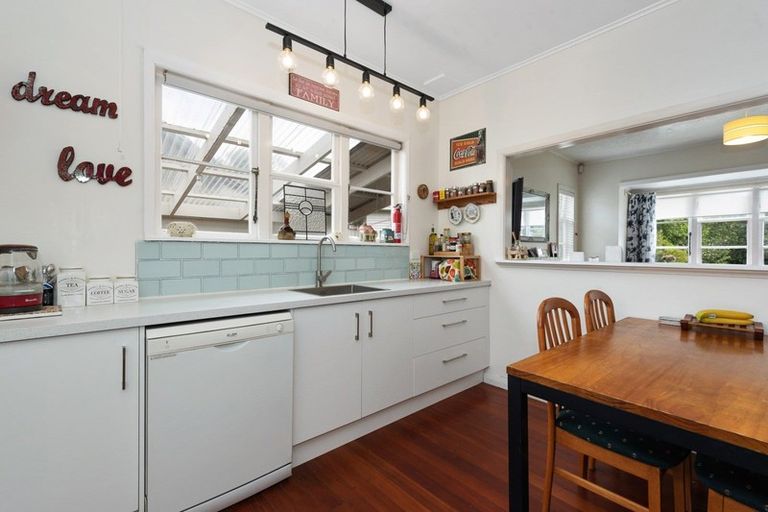 Photo of property in 59 Plunket Terrace, Hamilton East, Hamilton, 3216