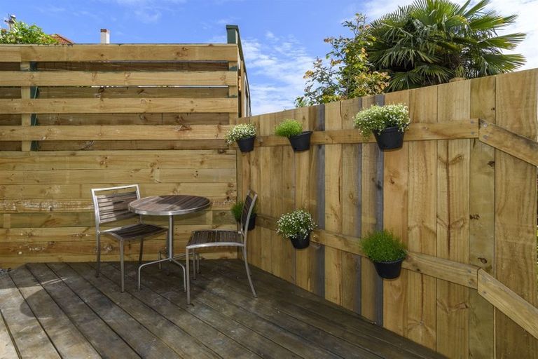 Photo of property in 3b Russell Place, Brookfield, Tauranga, 3110