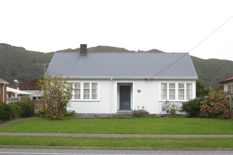 Photo of property in 10 Rata Street, Naenae, Lower Hutt, 5011