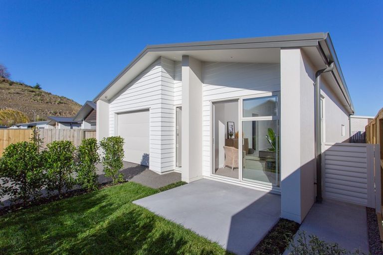 Photo of property in 37 Saint Pauls Drive, Brookfield, Tauranga, 3110