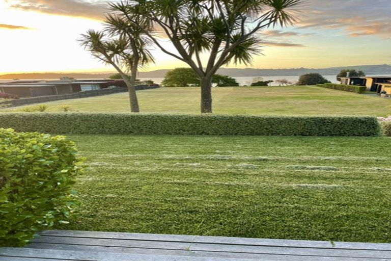 Photo of property in 8 Karapoto Lane, Rainbow Point, Taupo, 3330