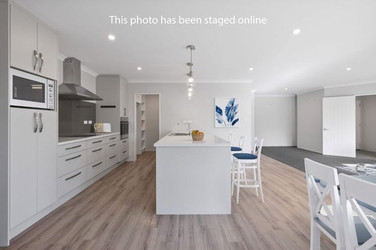 Photo of property in 116 Metehau Street, Marshland, Christchurch, 8083