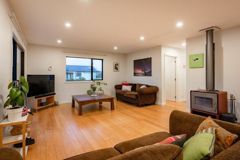 Photo of property in 28 Wabler Lane, Albert Town, Wanaka, 9305