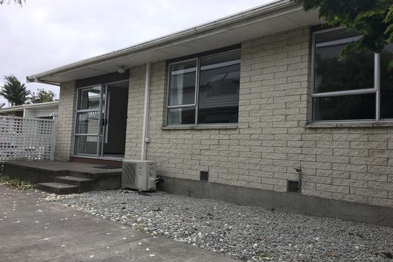 Photo of property in 2/66 Elizabeth Street, Riccarton, Christchurch, 8041