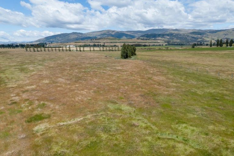 Photo of property in 169 Stevenson Road, Wanaka, 9382