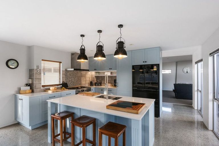 Photo of property in 27 Bermuda Drive, Papamoa Beach, Papamoa, 3118