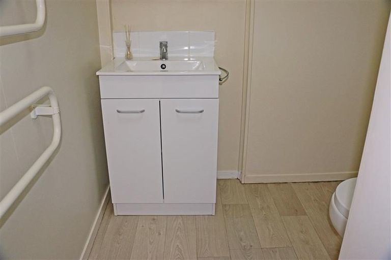 Photo of property in 23 Ferndale Drive, Snells Beach, 0920