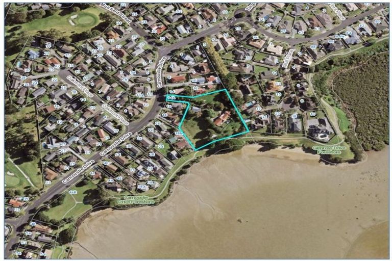 Photo of property in 14a Carnoustie Drive, Wattle Downs, Auckland, 2103