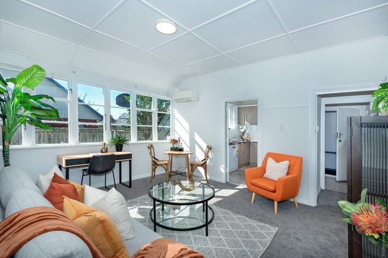 Photo of property in 3 Huia Street, Riccarton, Christchurch, 8041