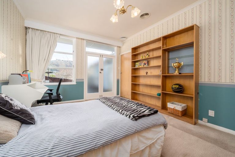 Photo of property in 387 Karori Road, Karori, Wellington, 6012