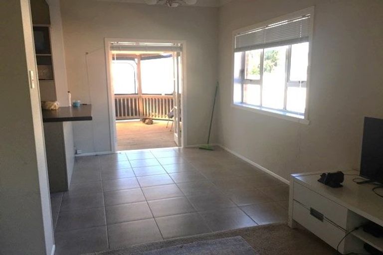 Photo of property in 11 Butler Avenue, Papatoetoe, Auckland, 2025