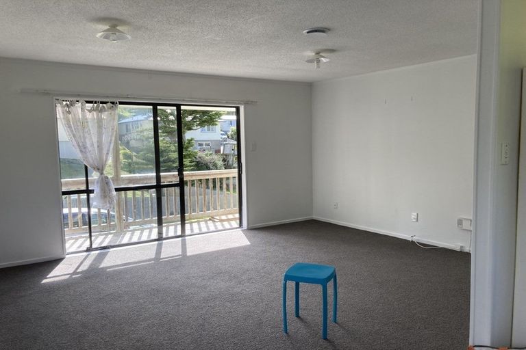 Photo of property in 36 Jackson Terrace, Ranui, Porirua, 5024