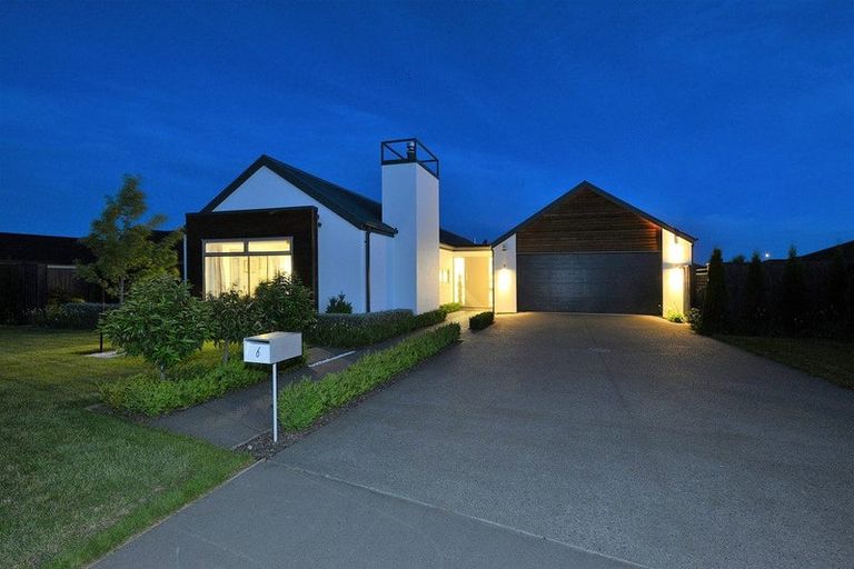 Photo of property in 6 Dorothys Way, West Melton, 7618