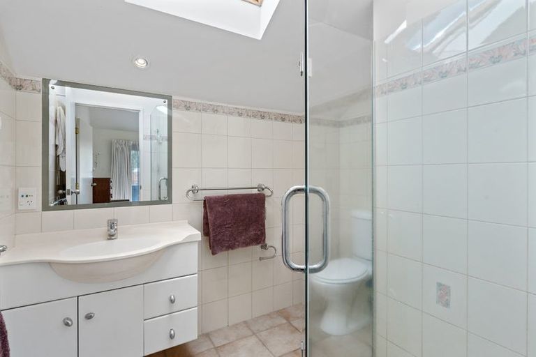 Photo of property in 38 Harley Close, Hauraki, Auckland, 0622