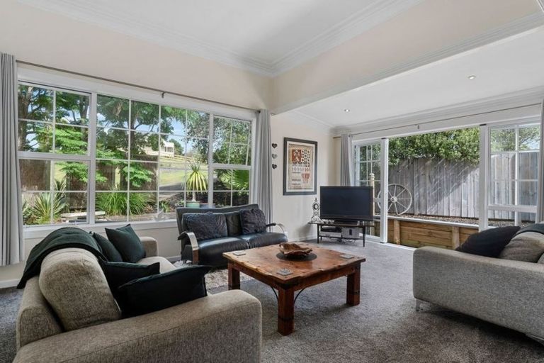 Photo of property in 268 Spur Road, Stillwater, Silverdale, 0993