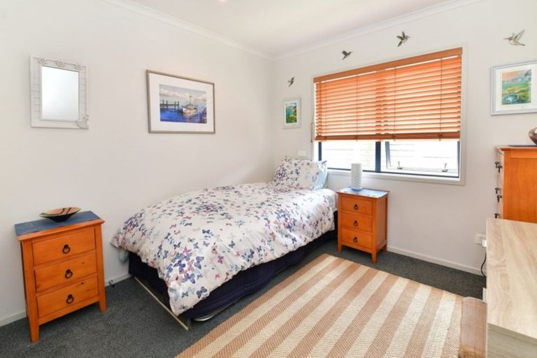 Photo of property in 21 Discovery Drive, Gulf Harbour, Whangaparaoa, 0930